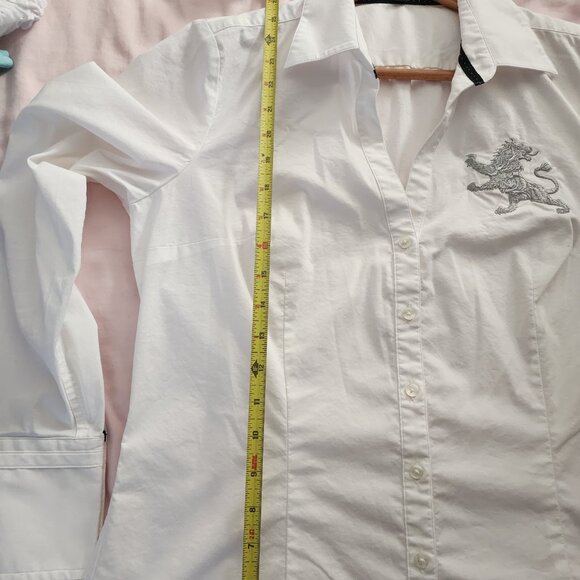 Express Design Studio White Button Down Shirt Women’s L – Lion Crest Embroidery - Picture 9 of 11